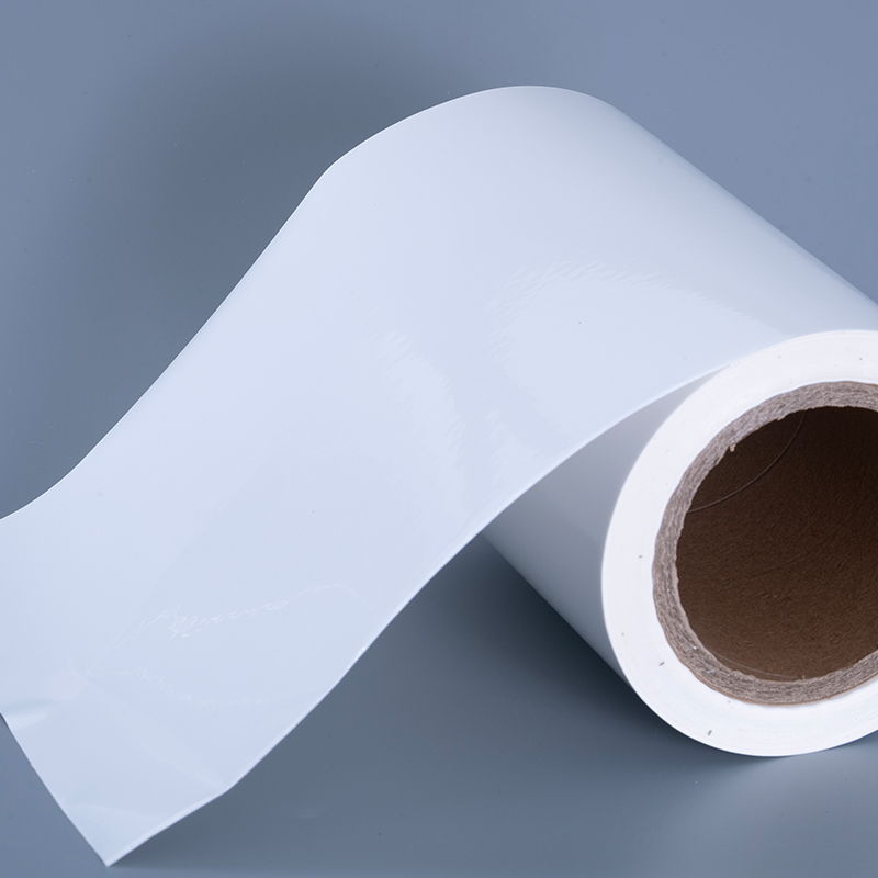 25 mikroglans PET vinylfilmetikettmaterialer med akrylklebende jumborull for blekkskriving