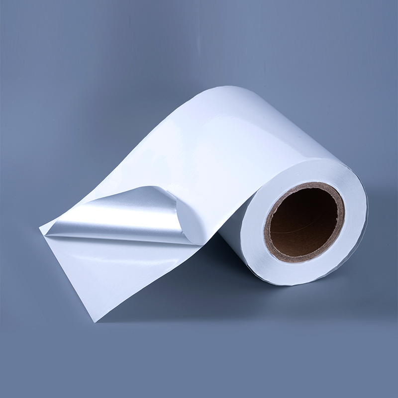 25 mic blank hvit aluminiumsbelagt polyesterfilm selvklebende etikett med vannbasert akryllim for blekkskriving